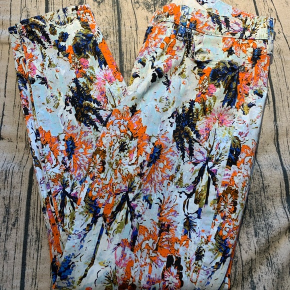 Floral Haze Ankle Skinny Jeans by 74AM - Picture 2 of 8